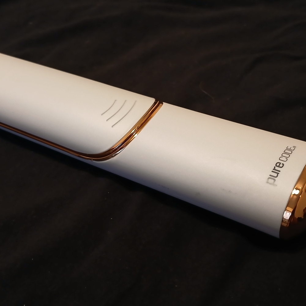 Pure Code White and Gold Device